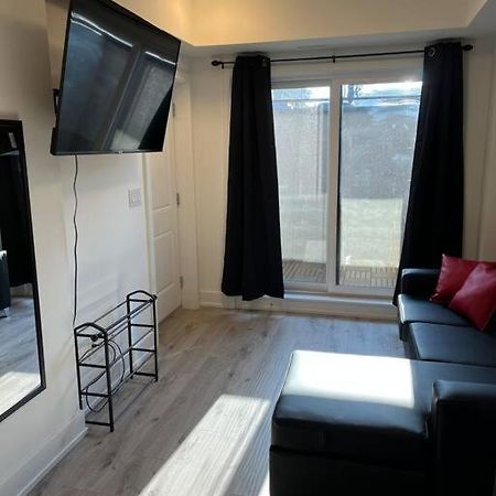 Lovely One Bedroom Condo With Free Parking Niagara Falls Esterno foto