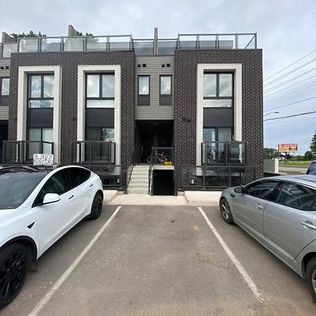 Lovely One Bedroom Condo With Free Parking Niagara Falls Esterno foto