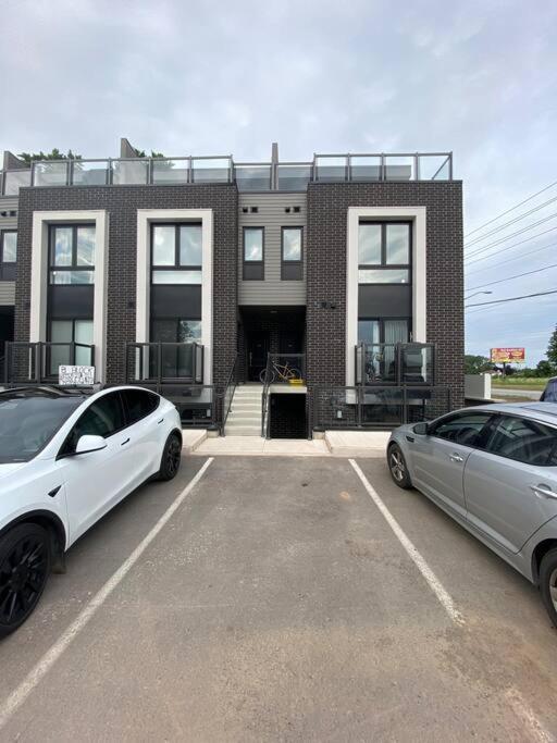 Lovely One Bedroom Condo With Free Parking Niagara Falls Esterno foto